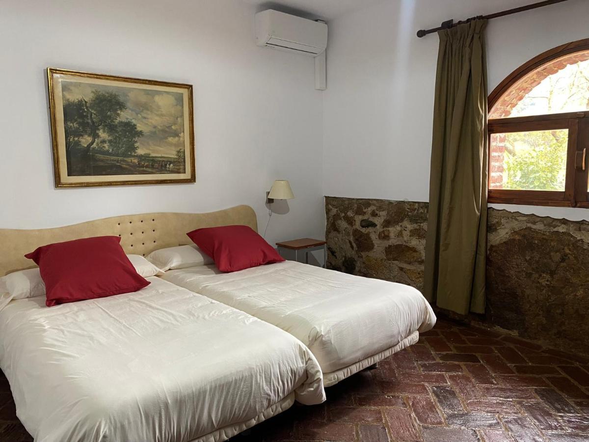 Casas Rurales Monasterio De Rocamador Almendral 외부 사진