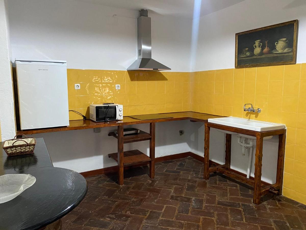 Casas Rurales Monasterio De Rocamador Almendral 외부 사진