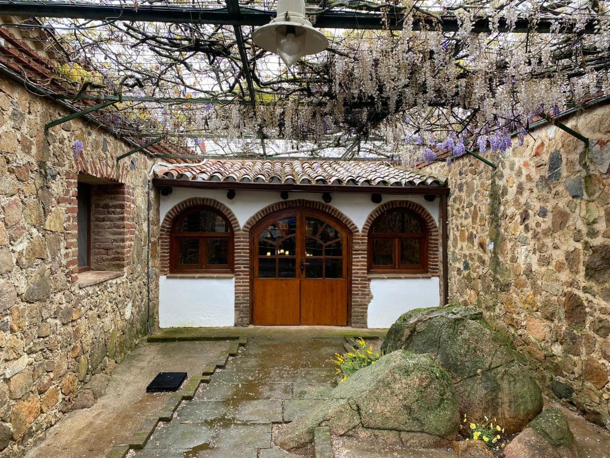 Casas Rurales Monasterio De Rocamador Almendral 외부 사진