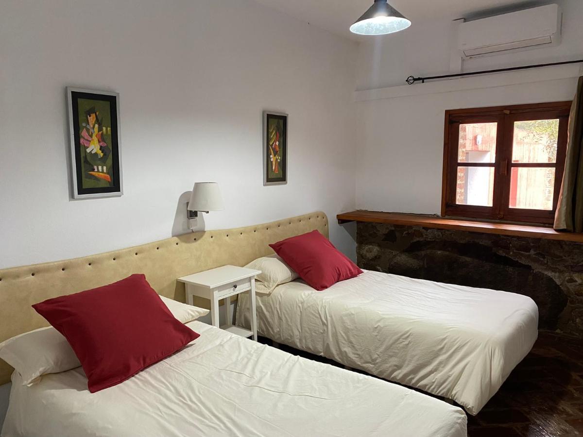 Casas Rurales Monasterio De Rocamador Almendral 외부 사진