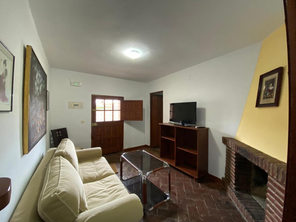 Casas Rurales Monasterio De Rocamador Almendral 외부 사진